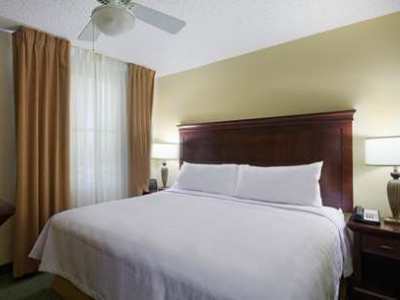Hotel Homewood By Hilton Airport - Westshore 3*