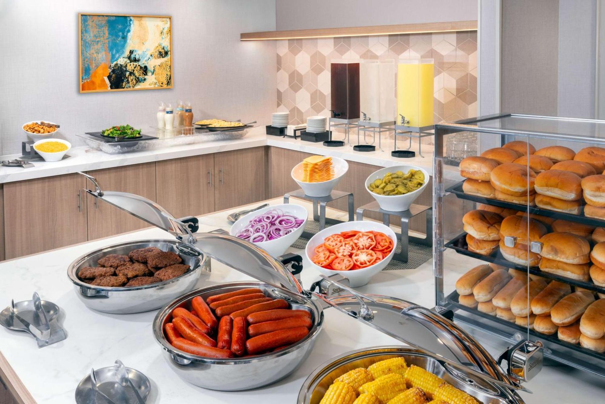 Homewood By Hilton Airport - Westshore 3*