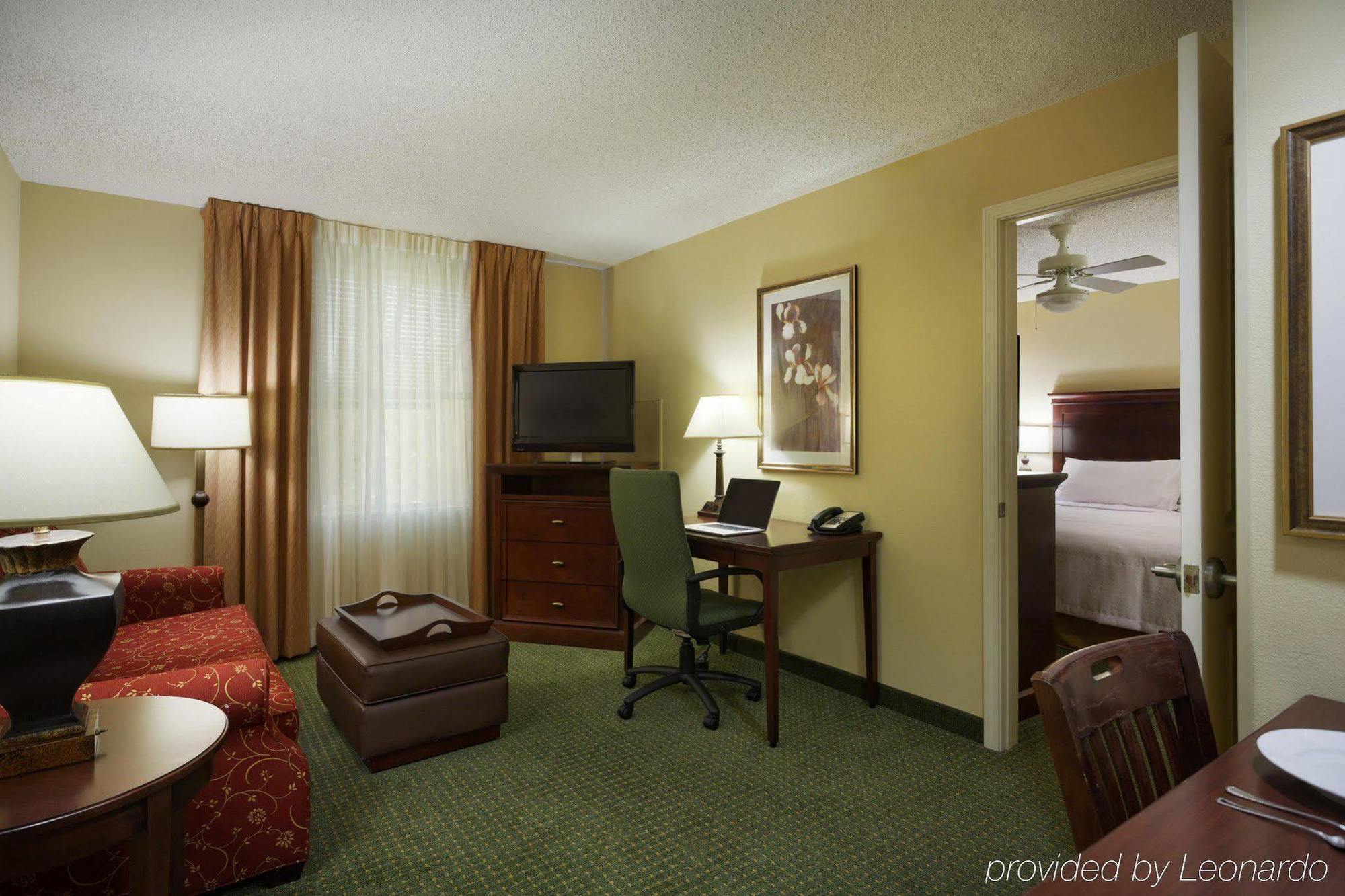 Homewood By Hilton Airport - Westshore Hotel 3*